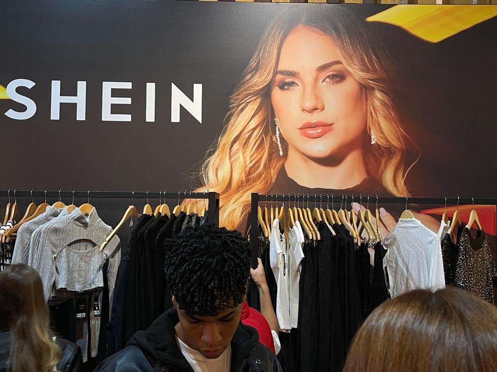 Shein abre nova loja pop-up no Rio já com roupas fabricadas no Brasil