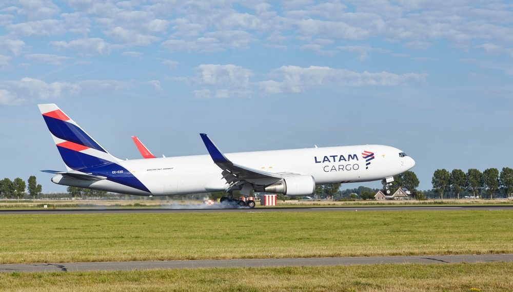 Latam assume liderança do mercado aéreo de carga no Brasil em setembro