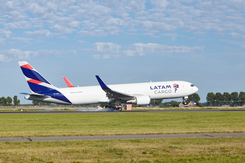 Latam assume liderança do mercado aéreo de carga no Brasil em setembro