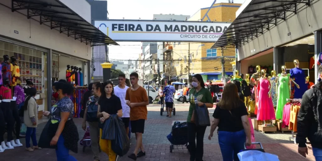 atacado e varejo – Foto de Feira da Madrugada Circuito de Compras, São Paulo  - Tripadvisor
