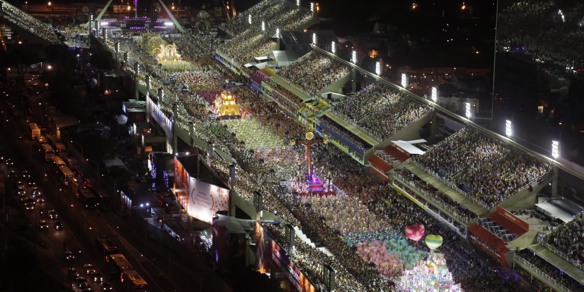 The LED leva painéis para camarotes do Carnaval do Rio de Janeiro