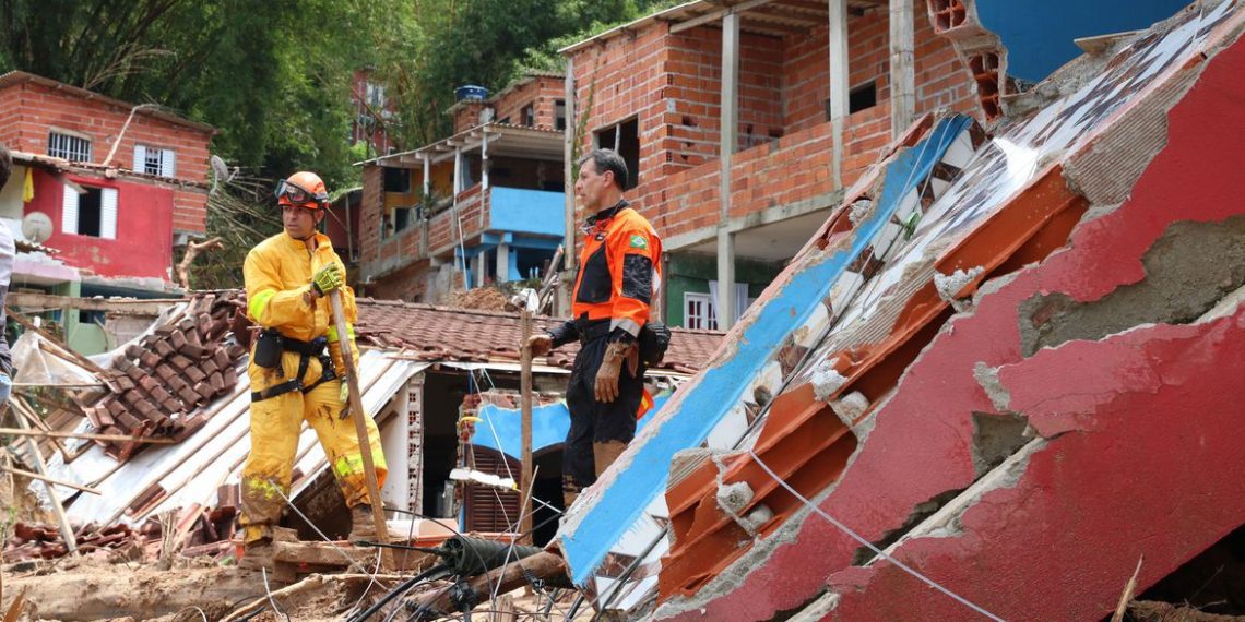 Empresas e entidades se mobilizam para apoiar população do litoral norte de São Paulo