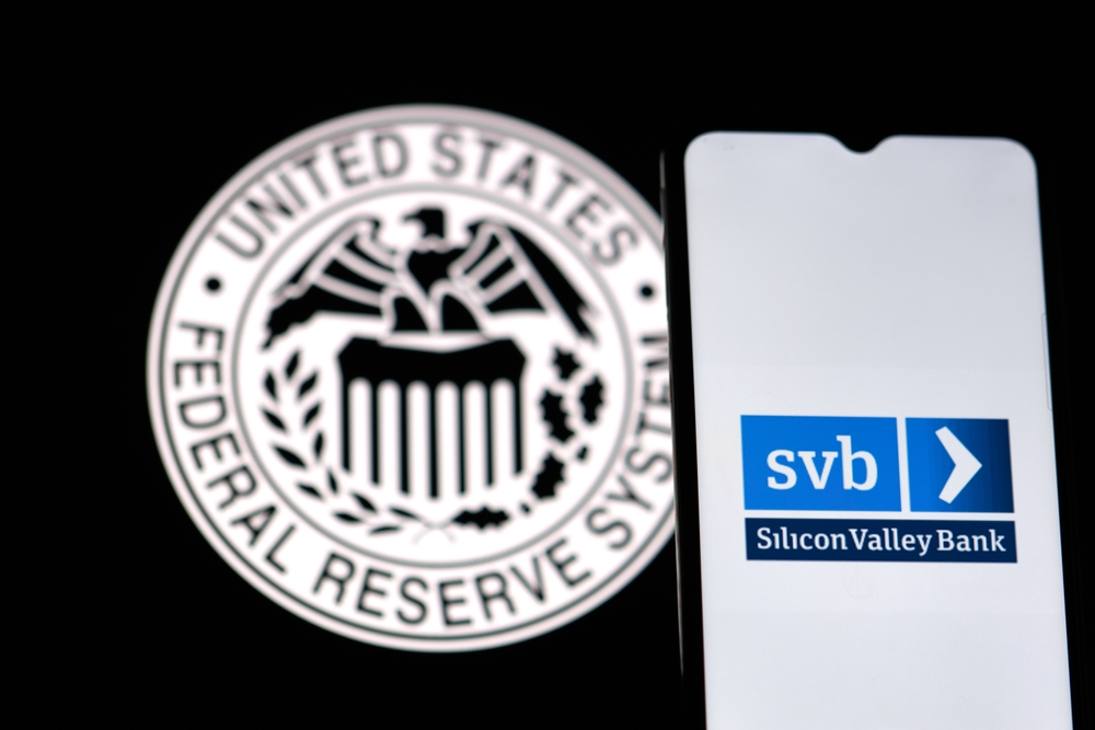 Nos EUA, republicanos abrem investigação sobre papel do Fed São Francisco na quebra do SVB