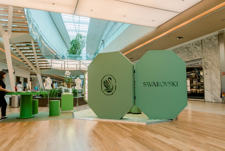 Swarovski lança reposicionamento global em pop-up no Rio de Janeiro -  Mercado&Consumo