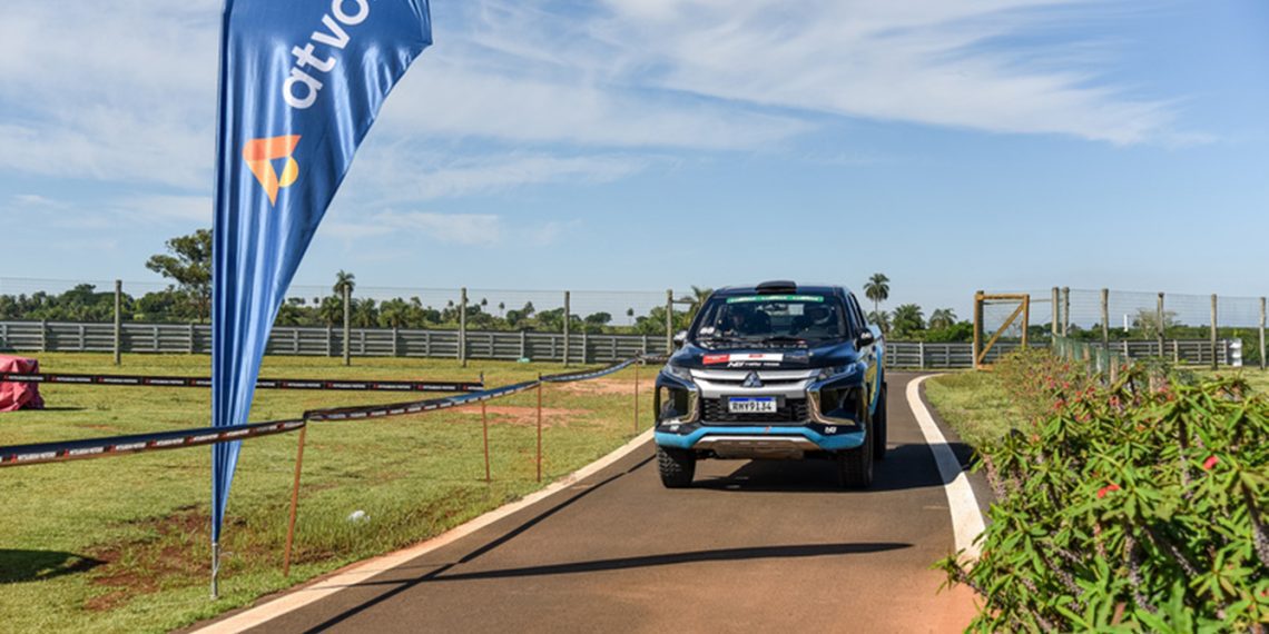 Atvos e Mitsubishi Motors renovam parceria para neutralizar emissões de carbono dos Mit Rallies