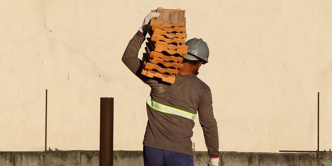 FGV e Abramat elevam de 2% para 3% a projeção de alta na venda de materiais de construção em 2024