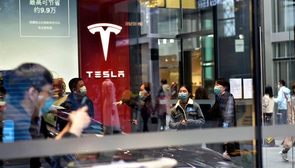 Tesla vai fazer recall de 1,1 milhão de veículos por riscos de segurança na China