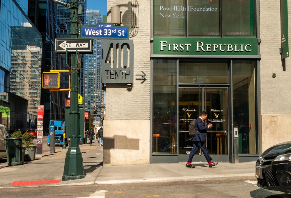 Ex-CEO do First Republic diz que banco faliu porque SVB e Signature provocaram pânico