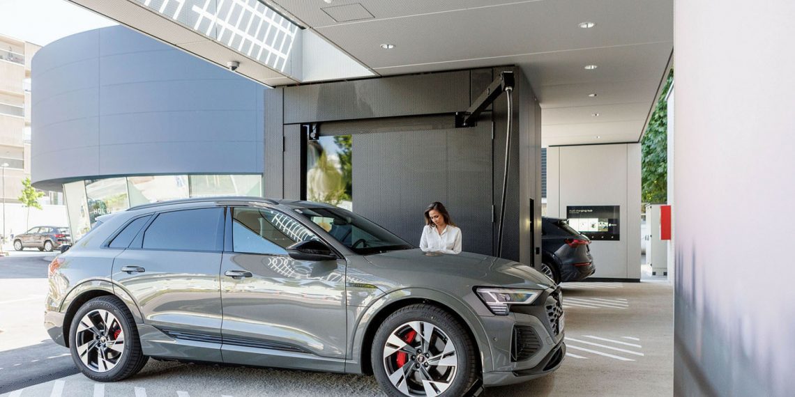 Audi inaugura quarto complexo de carregamento ultrarrápido na Europa