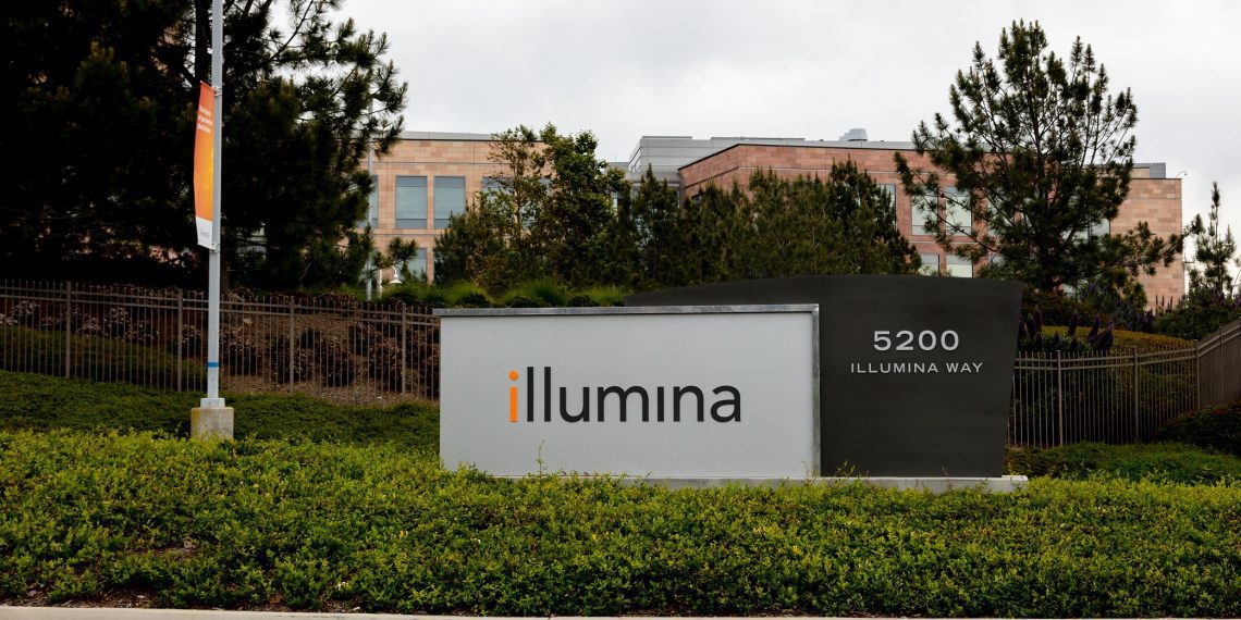 CEO da Illumina, Francis deSouza, renuncia e empresa anuncia plano de transição