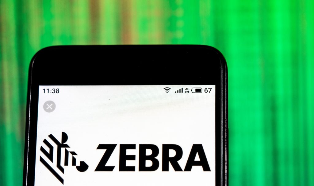 Dispositivos vestíveis e com reconhecimento de voz e imagem são destaques da Zebra com foco no varejo