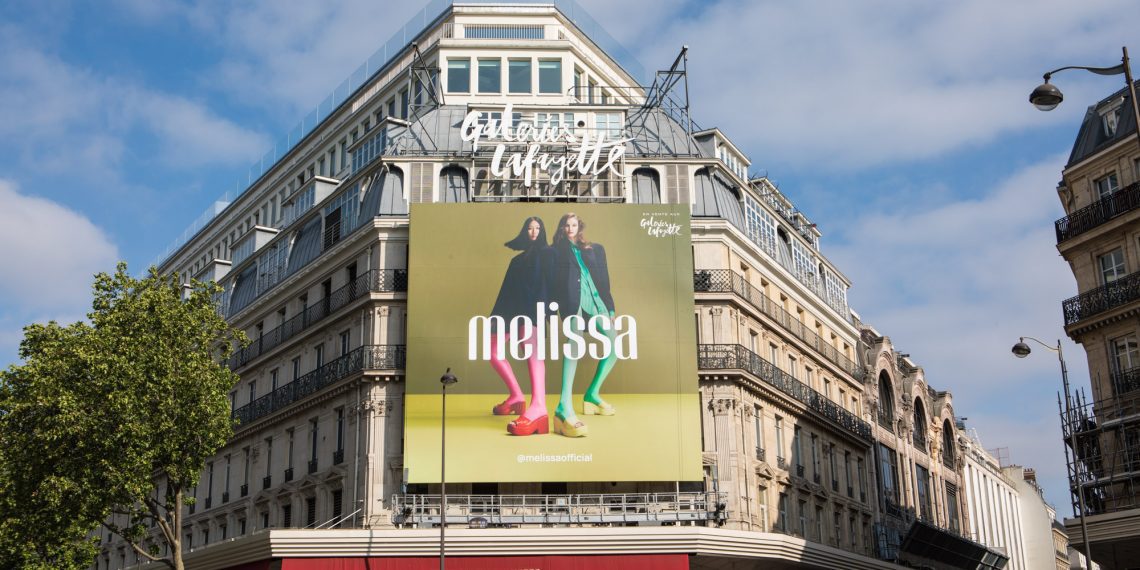 Melissa anuncia pop up store na Galeries Lafayette em Paris