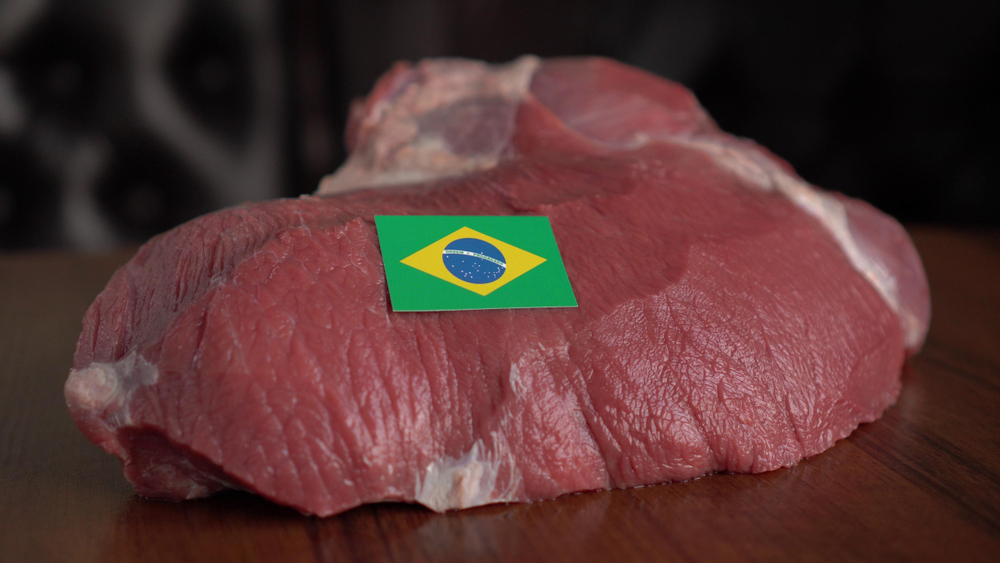 Lula garante que Brasil vai receber os R$ 2 bilhões da carne parada na China
