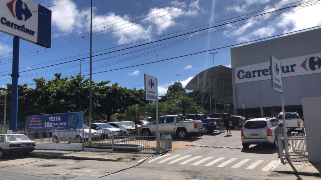 Com conversão de lojas Big, Carrefour segue plano de expansão e inaugura lojas na Bahia