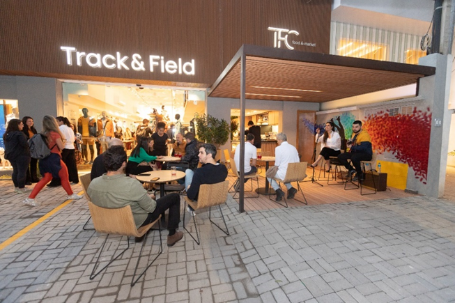 Track&Field integra café, mini mercado e estúdio em nova unidade em São  Paulo - Mercado&Consumo