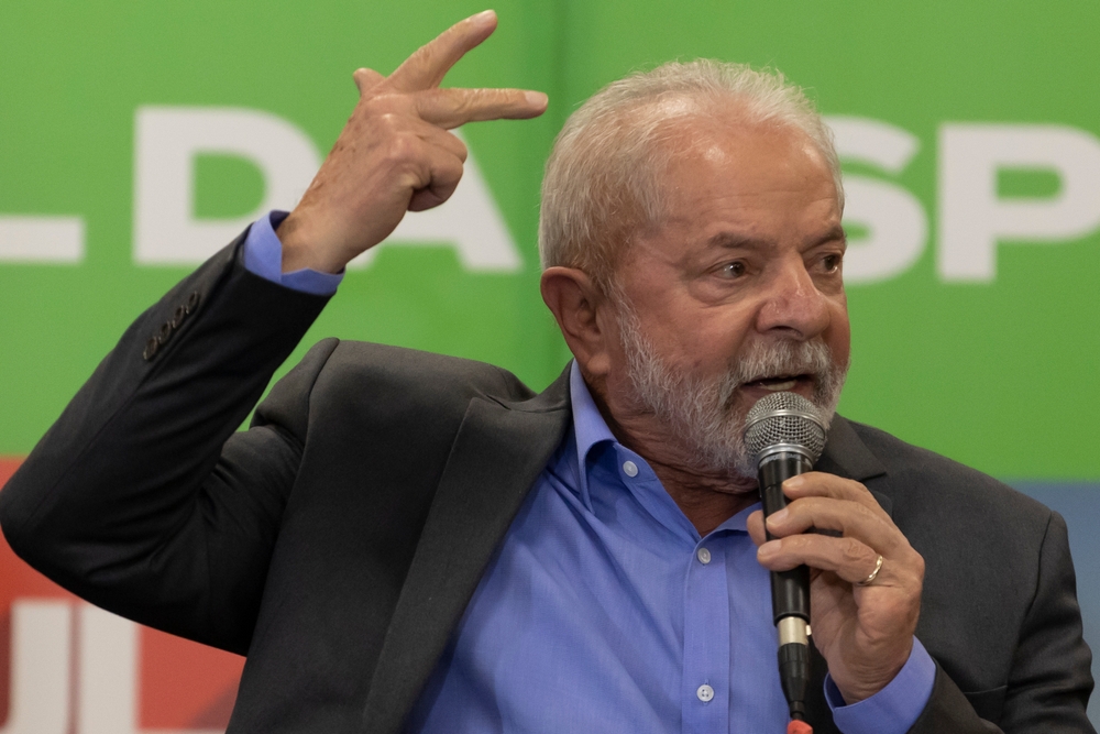 Lula anuncia acordo sobre serviços aéreos com a Finlândia