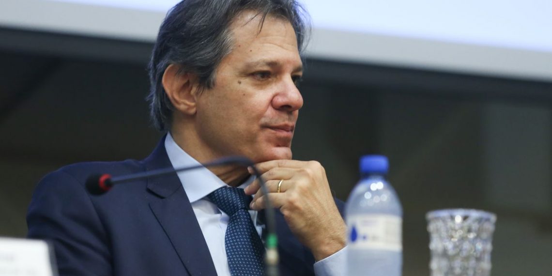 Haddad diz que Lula validou programa para automóveis nesta quinta-feira