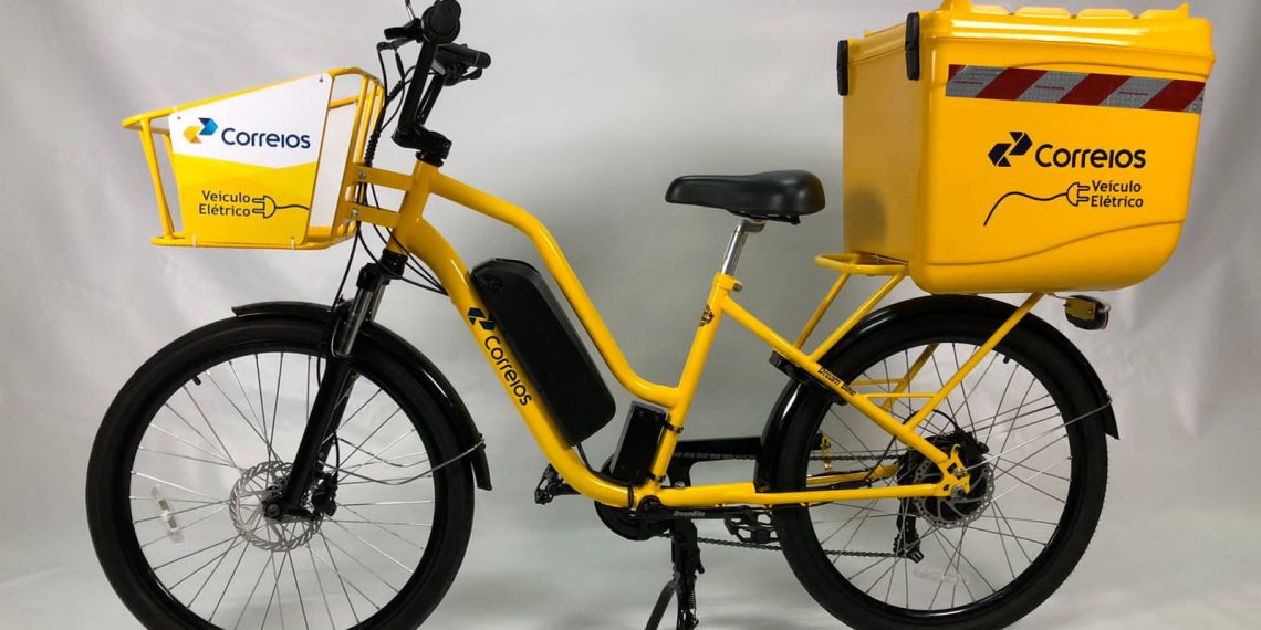 Correios amplia o uso de bicicletas elétricas pelo país