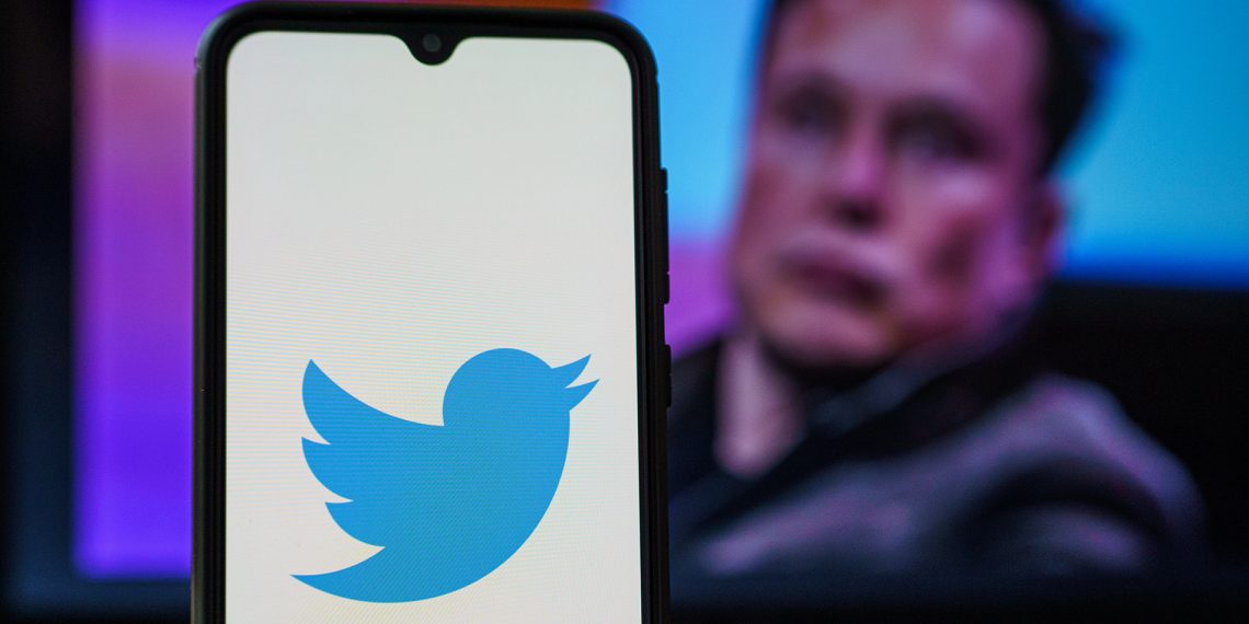 Twitter terá limite de leitura de 600 post por dia para usuários sem selo azul