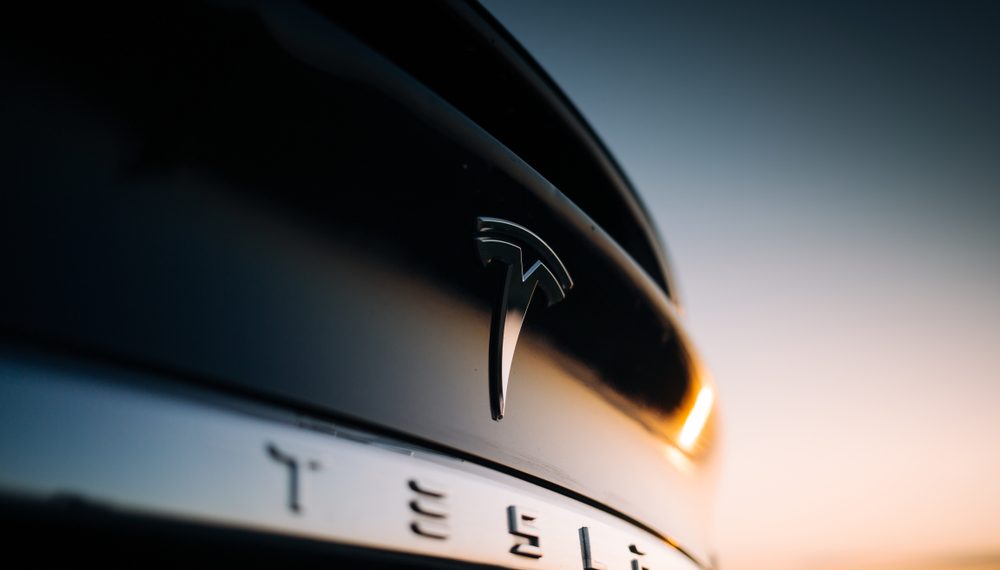 Tesla anuncia recall de Modelos S e X por problemas com cinto de segurança