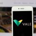 Vale compra três locomotivas elétricas e faz parceria para uso de amônia como combustível