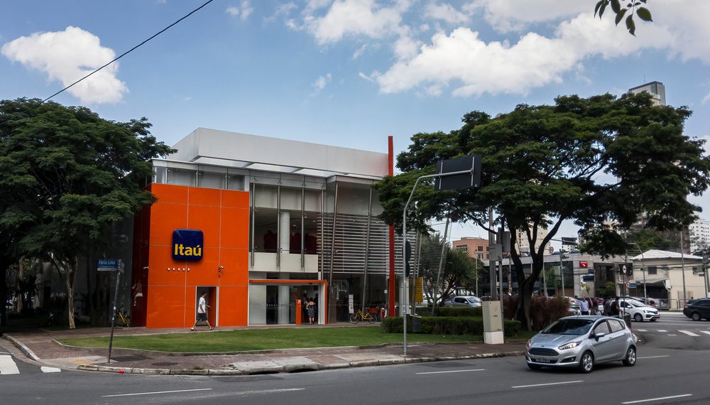 Itaú já fechou mais de 160 mil propostas de renegociação com Desenrola