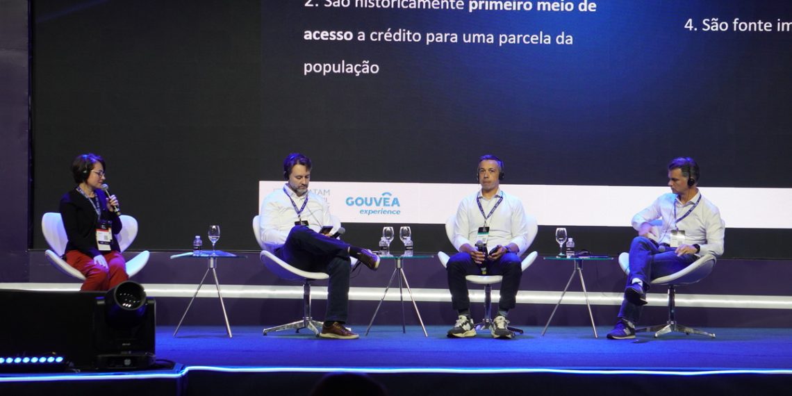 Fintechs debatem mudanças no parcelado sem juros e fim do rotativo do cartão de crédito