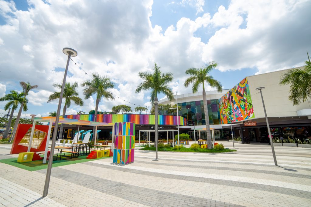 Centros comerciais se reinventam: de templos de compras a espaços de entretenimento e experiências