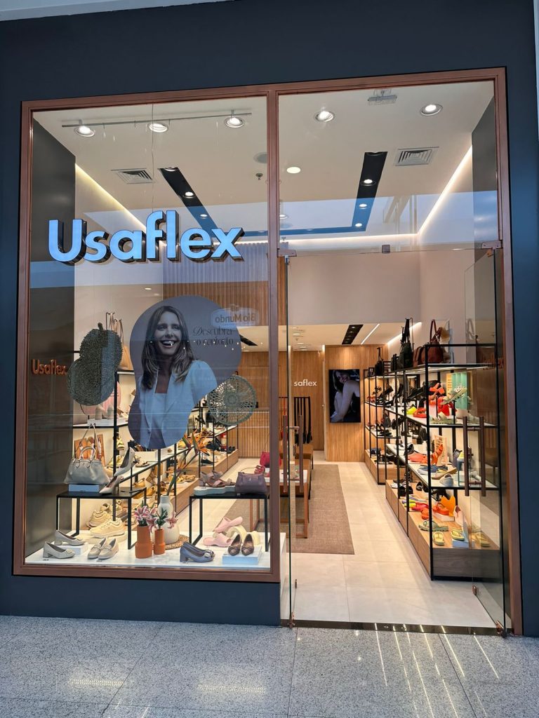 Usaflex atinge a marca de 300 unidades e investe no mercado de franquias