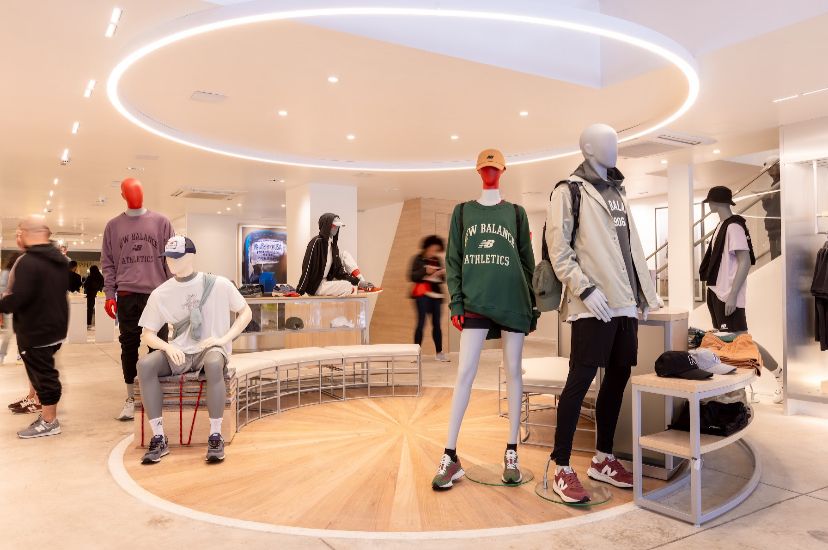 New Balance abre primeira loja com conceito no Brasil, com foco em experiência