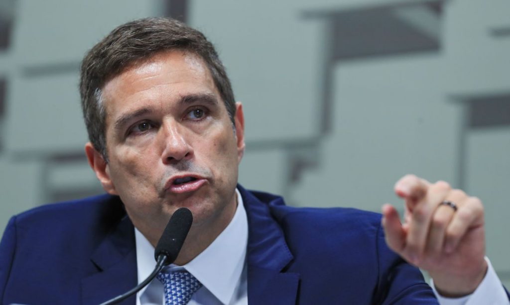 Campos Neto diz que posição da Abranet sobre rotativo foi surpresa