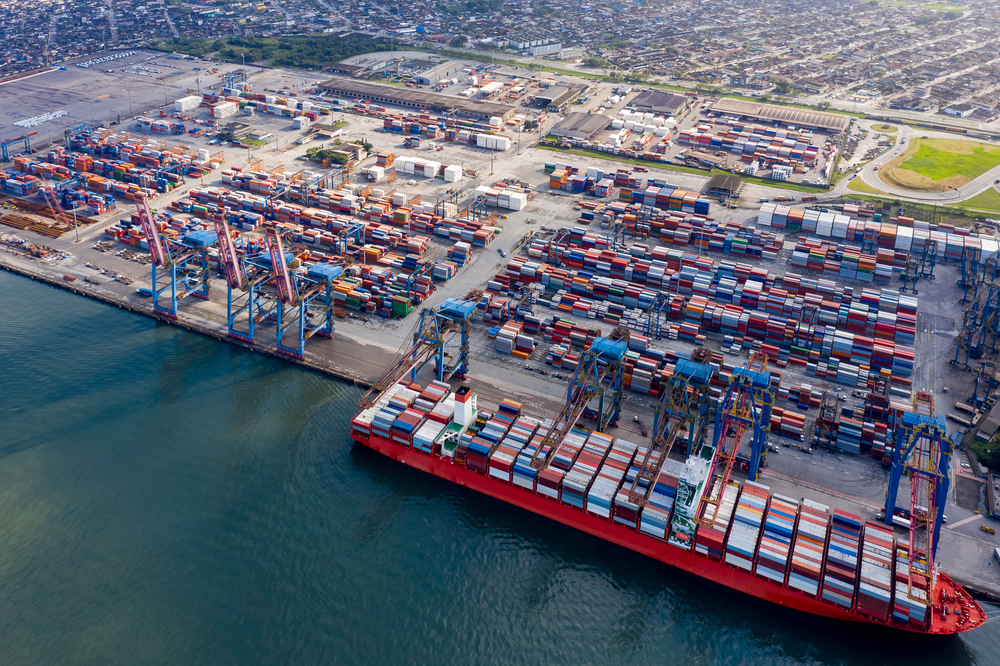 Setor portuário vê equipamentos até 10% mais caros sem Reporto