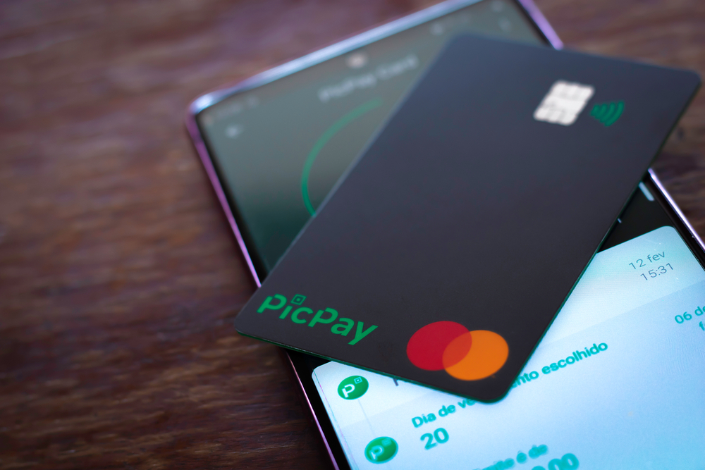 PicPay lança cartões Black e Platinum, em novo passo da segmentação da base de clientes