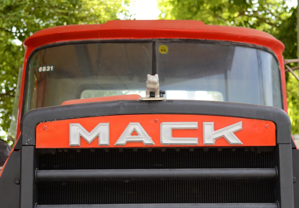 Sindicato dos EUA fecha acordo para evitar greve com Mack Truck