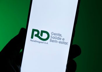 Raia Drogasil investe R$ 750 mil em projeto de saúde mental