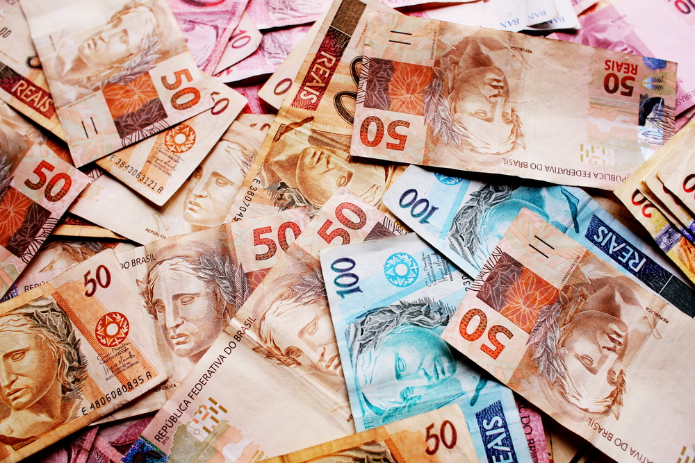 Impostos pagos por brasileiros atinge a marca de R$ 3 trilhões