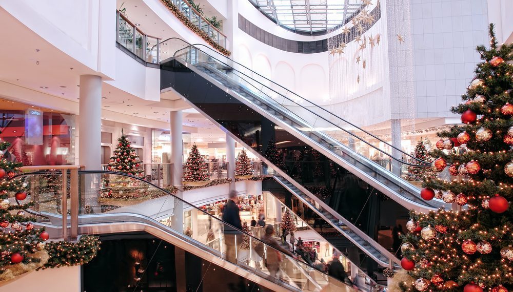 Shoppings devem faturar R$ 70 bi no Natal de 2023, aumento de 5,6% ante o ano passado