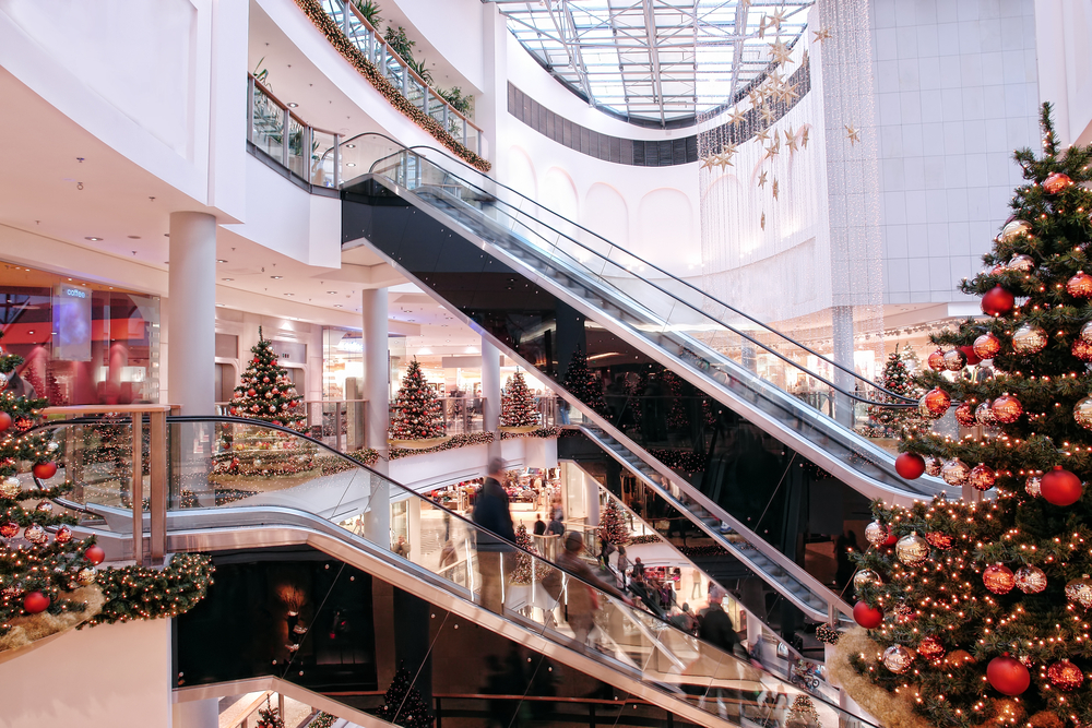 Shoppings devem faturar R$ 70 bi no Natal de 2023, aumento de 5,6% ante o ano passado