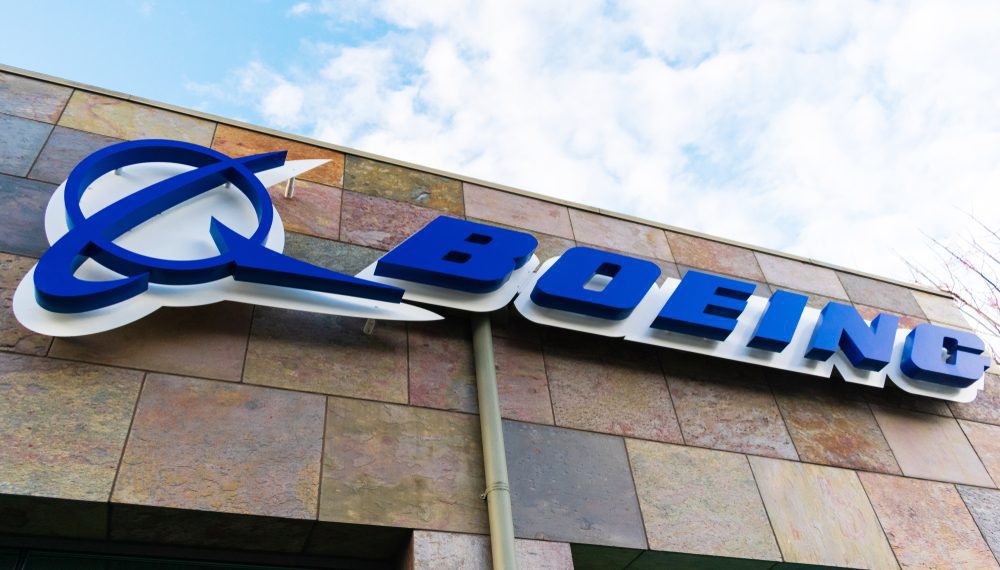 Trabalhadores da Boeing rejeitam proposta de reajuste e aprovam greve