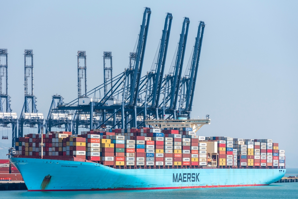Maersk evitará Mar Vermelho e Golfo de Áden 'no futuro previsível', após ataques rebeldes