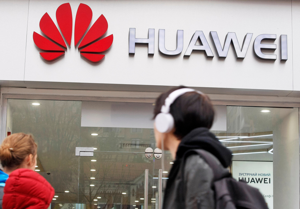 Na China, Huawei dobra lucro em 2023, mesmo com restrições dos EUA
