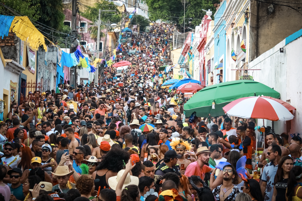 Instituto Heineken capacita vendedores ambulantes para o Carnaval de Olinda