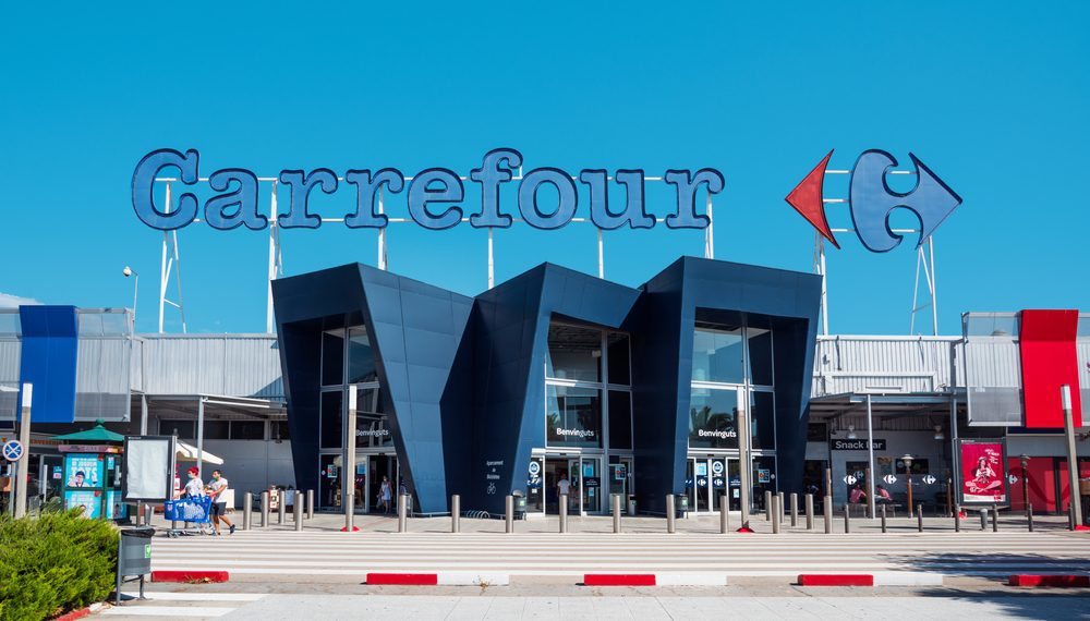 Carrefour tem lucro líquido de 1,64 bilhão de euros em 2023 e anuncia programa de recompra