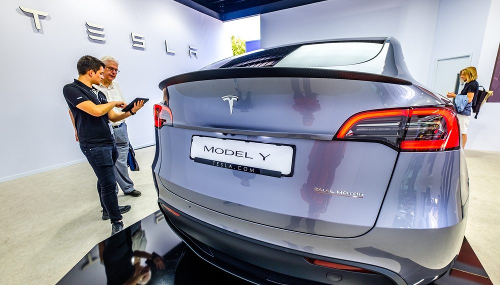 Com concorrência acirrada na China, Tesla oferece descontos em alguns carros Model Y