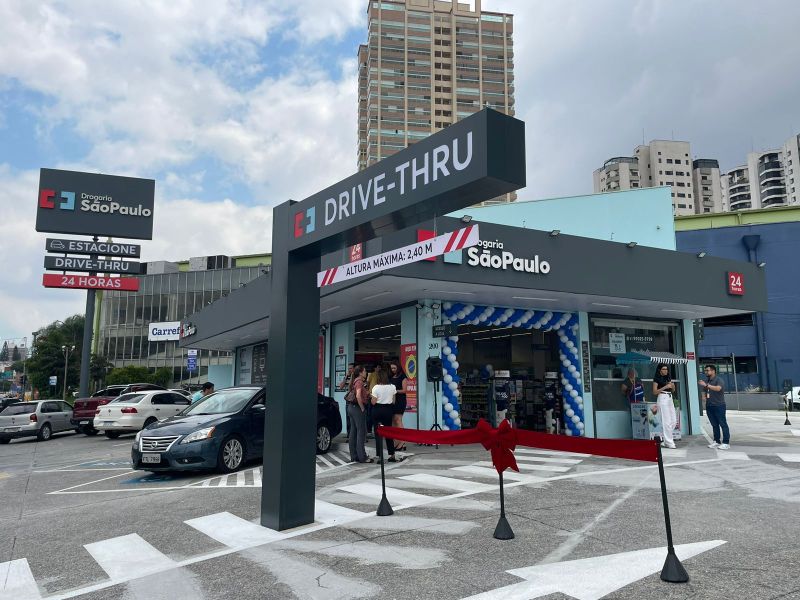 Drogaria São Paulo inaugura o primeiro drive-thru da rede em Guarulhos