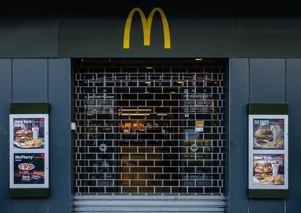 McDonald's suspende operações em alguns restaurantes no mundo por problemas tecnológicos