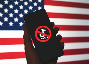 Congresso dos EUA debate projeto de lei que pode proibir uso do TikTok