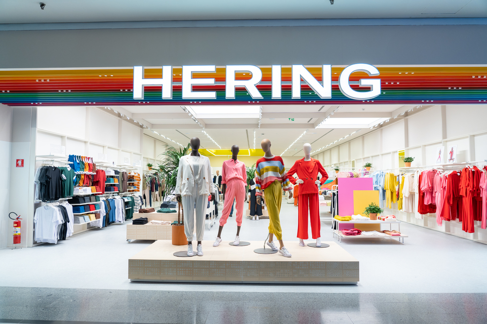 Hering inaugura sua 40ª mega loja no Shopping ABC em Santo André