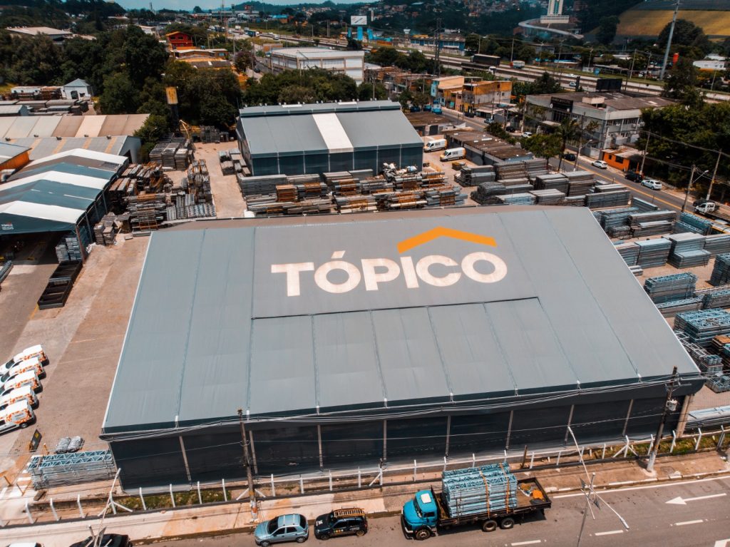 Tópico Galpões inaugura centro de logística que amplia em 50% sua capacidade