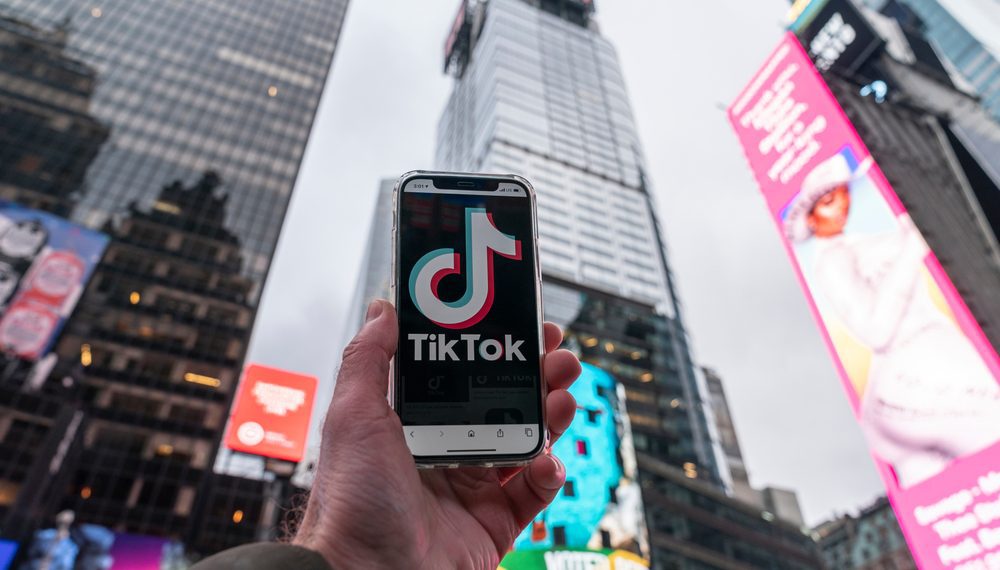 Congresso dos EUA aprova projeto de lei que pode banir o TikTok do país